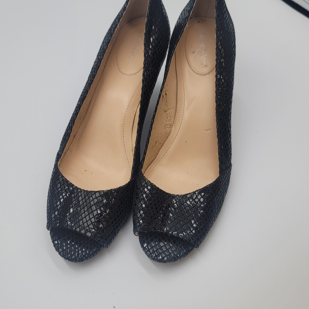 Calvin Klein Womens Black Snakeskin Embossed Peep Toe Pumps Stiletto Heels 8.5M